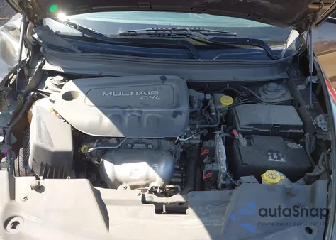 2015 Jeep Cherokee Sport из США, поврежденный, VIN 1C4PJLABXFW561146